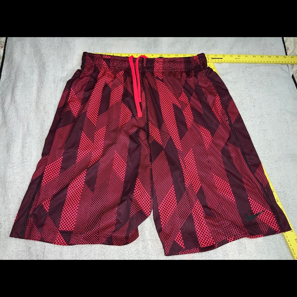NIKE Dri-Fit Mens Short Pants L Used Good Cond